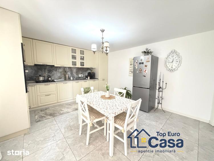 Casă cu 4 camere cu Teren 1257 Mp în Stâlpeni