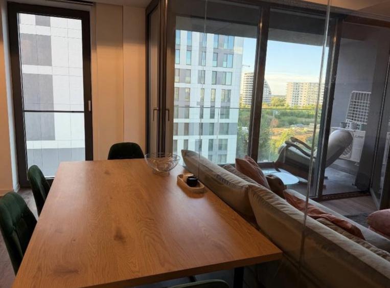 Apartament cu 2 camere semidecomandat, mobilat în Aviației
