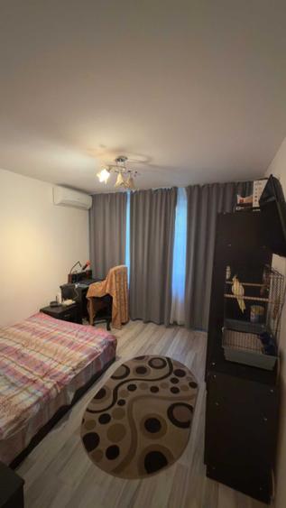 Apartament cu 3 camere semidecomandat în Militari
