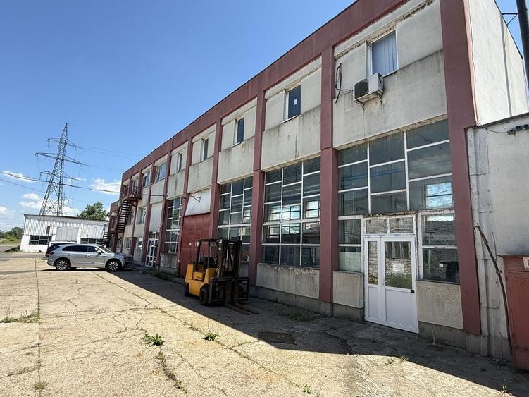 Inchiriem cladire comerciala 630 mp zona port - 5