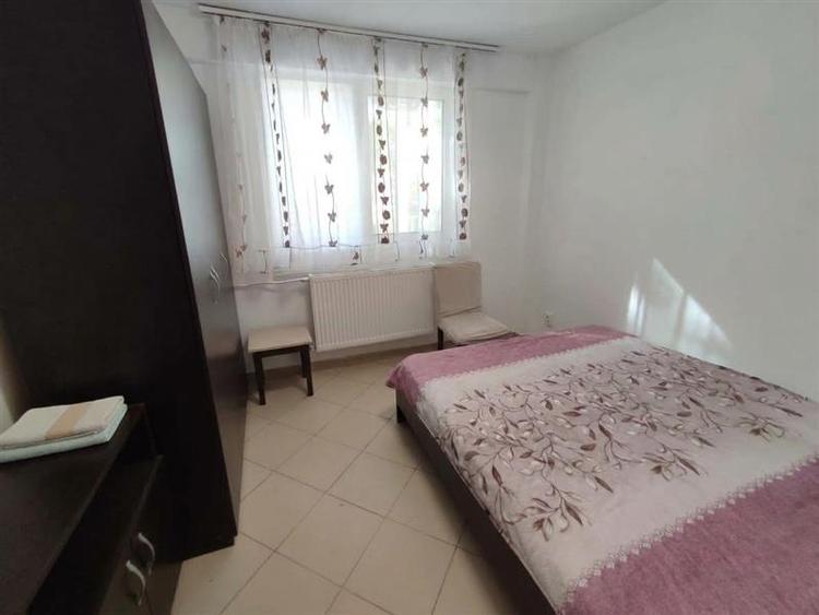 Apartament cu 2 camere decomandat în Teiul Doamnei