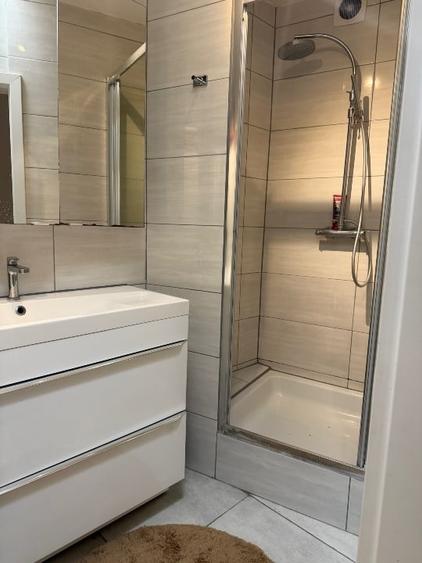 Casă individuală cu 4 camere cu Canalizare în Cotroceni