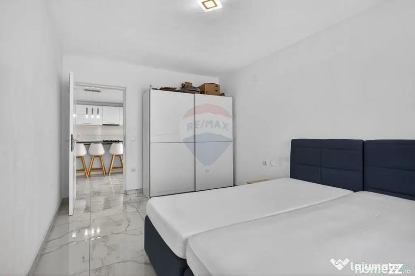 Casă cu 9 camere cu Teren 600 Mp în Fântânele