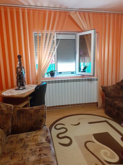 2 camere semi parter navodari - 2