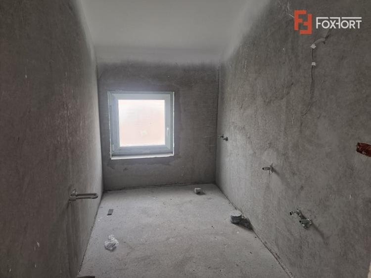 Casă individuală cu 5 camere cu Teren 617 Mp în Moșnița Veche