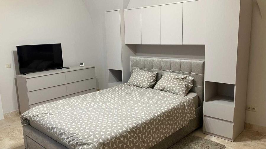 Apartament cu 2 camere semidecomandat în Exterior Vest