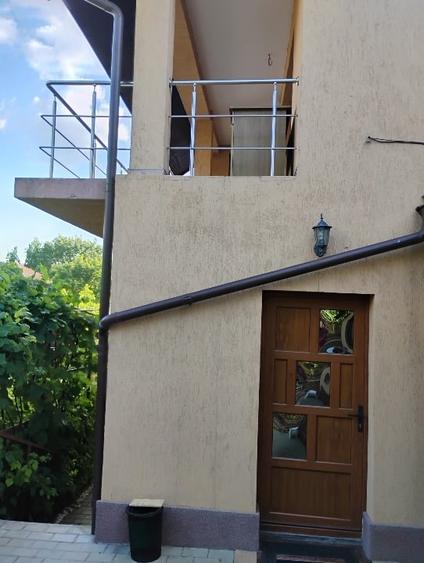 Casă individuală cu 4 camere cu Teren 300 Mp în Tătărași
