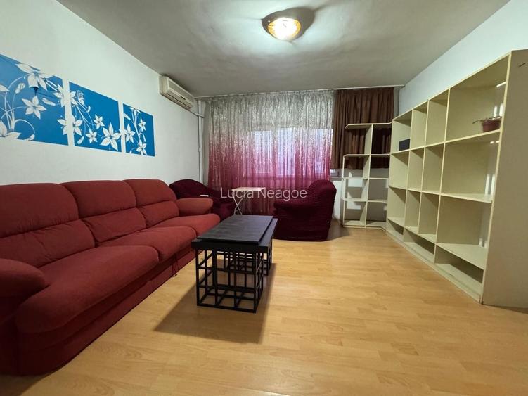 3 camere, Nerva Traian - Emil Botta, Comision 0%