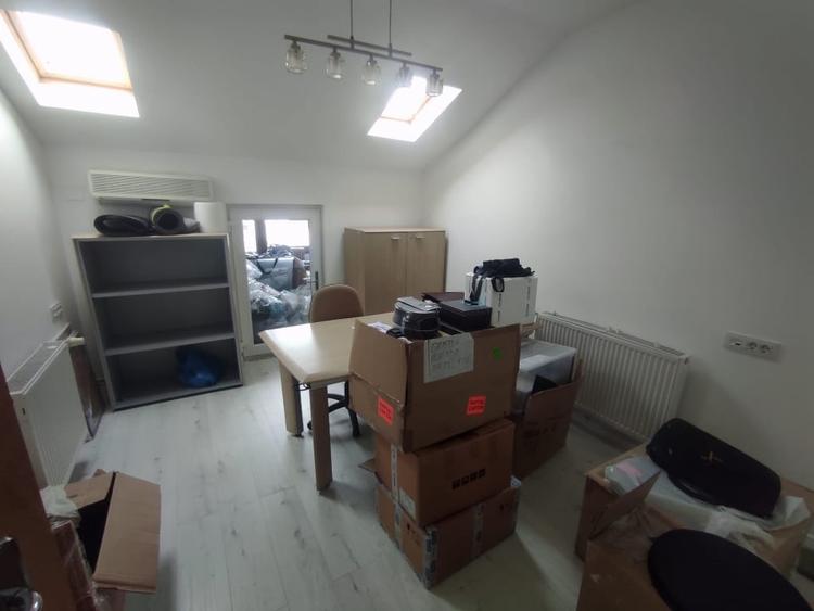 Birou, de 200 mp, în 1 Mai