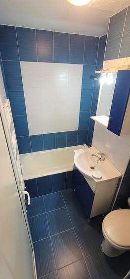 Garsonieră decomandată în Central