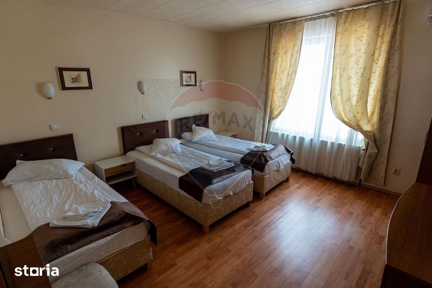Spațiu comercial, de 1,829 mp, în Central