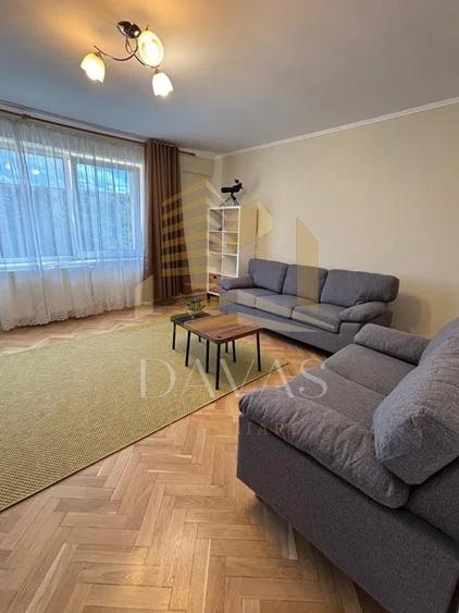 Apartament cu 3 camere decomandat, mobilat în Gheorgheni