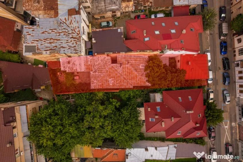Casă cu 7 camere cu Teren 459 Mp în Ferdinand