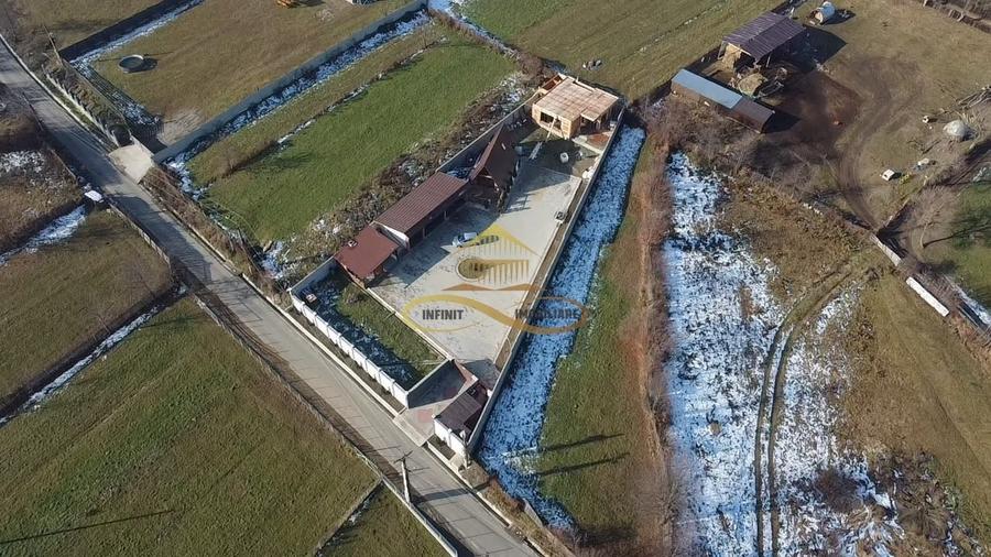 Casă individuală cu 2 camere cu Canalizare în Hăghiac (Dofteana)