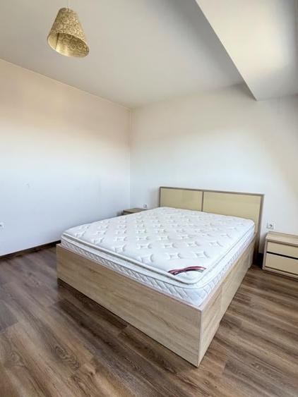 Apartament cu 3 camere în Florești