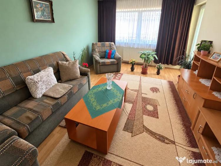 Apartament cu 2 camere decomandat în Mihai Viteazul