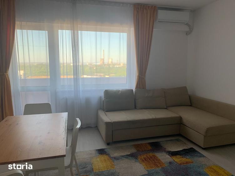 Apartament cu 3 camere semidecomandat în Drumul Taberei
