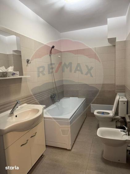 Apartament cu 2 camere, mobilat în Central