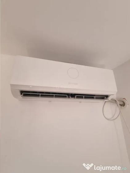 Casă cu 5 camere cu Teren 1694 Mp în Nanov