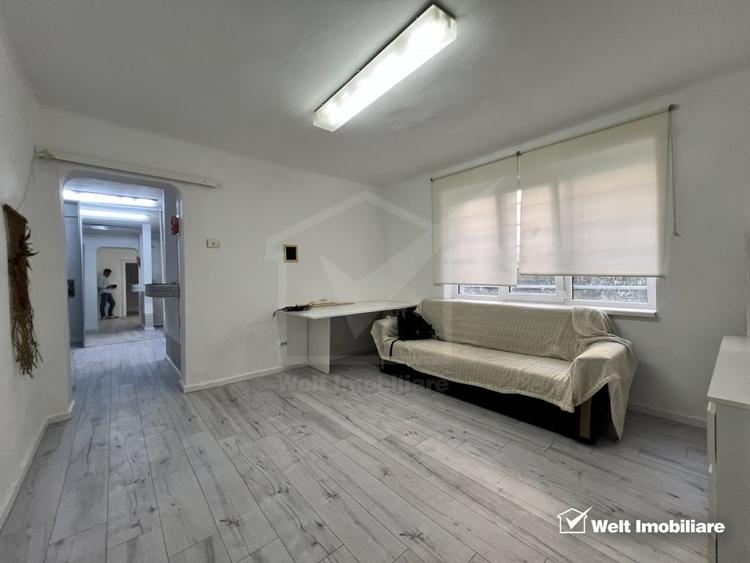 Birou, de 54 mp, în Central