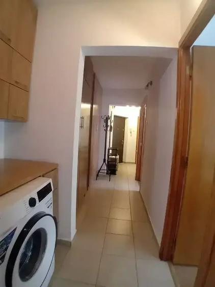 Apartament cu 3 camere decomandat, mobilat în Nicolae Grigorescu