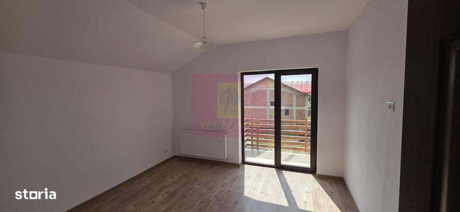 Vila cu 4 camere de vanzare in Brebu - 19