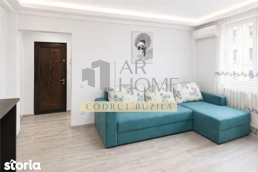 Apartament cu 2 camere semidecomandat, mobilat în Ultracentral