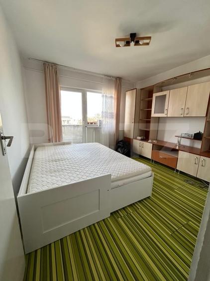 Apartament cu 3 camere decomandat, mobilat în Zorilor