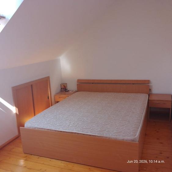 Apartament cu 3 camere decomandat în Valea Aurie