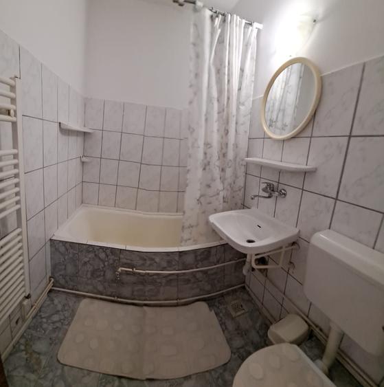 Garsonieră decomandată în Craiter