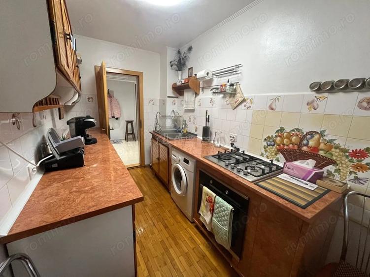 Apartament cu 2 camere decomandat, mobilat în Sud