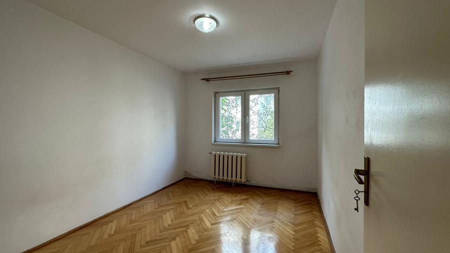 Apartament cu 3 camere, nemobilat, de inchiriat - 3