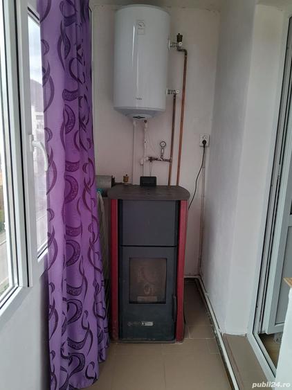 Apartament cu 3 camere semidecomandat în Orșova