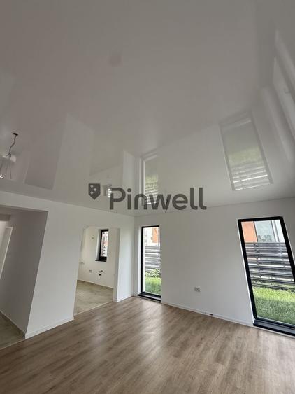 Duplex cu 3 camere cu Canalizare în Central