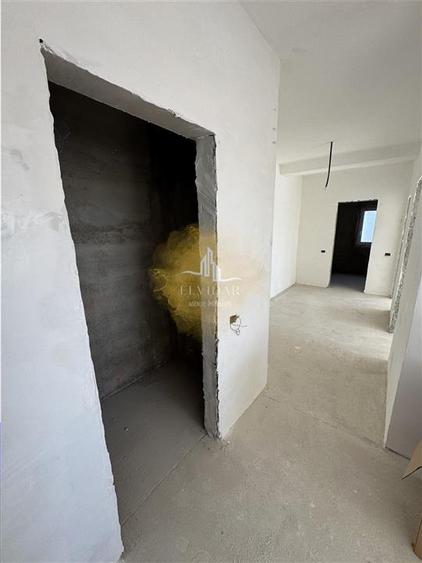 Apartament cu 3 camere decomandat în Urseni