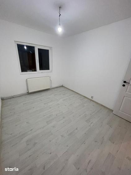 Apartament cu 3 camere în Tomești