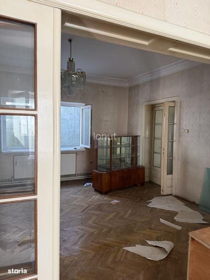 Casă cu 4 camere cu Teren 577 Mp în Ultracentral