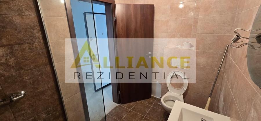 Apartament cu 2 camere în Apărătorii Patriei