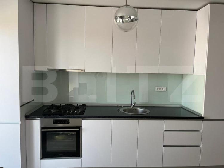 Apartament cu 3 camere în Torontalului