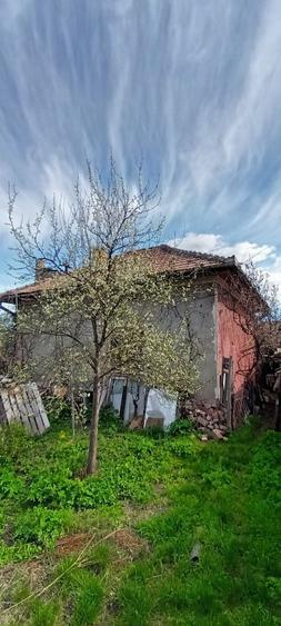 Casă cu 2 camere în Central