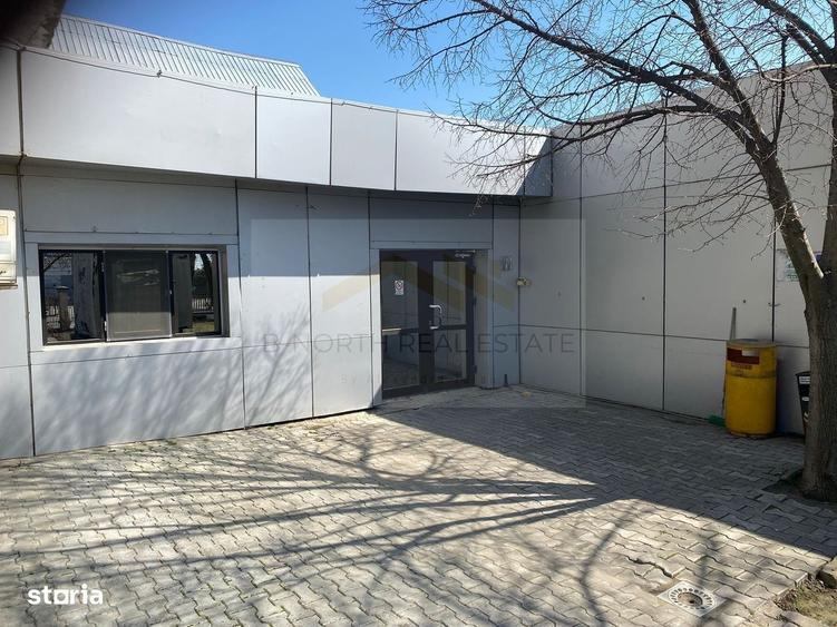 Spațiu comercial, de 3,300 mp, în Central