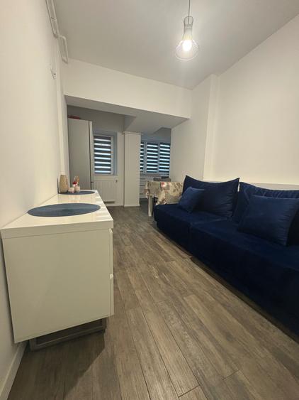 Apartament cu 2 camere decomandat în Energiei
