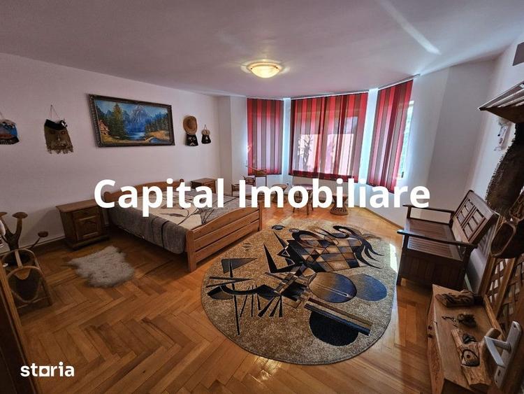 Casă cu Teren 3200 Mp în Roman