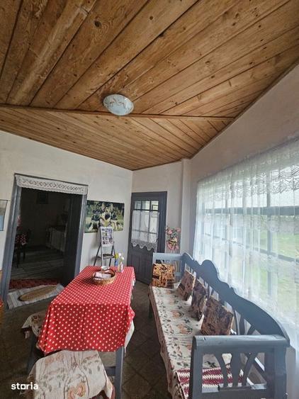 Casă cu 3 camere în Vășad