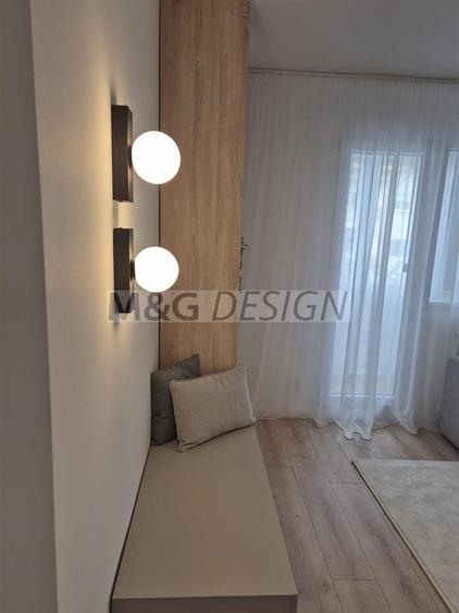 Apartament cu 3 camere semidecomandat, mobilat în Circumvalațiunii
