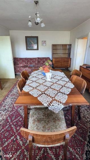 Apartament cu 3 camere în Micro 1