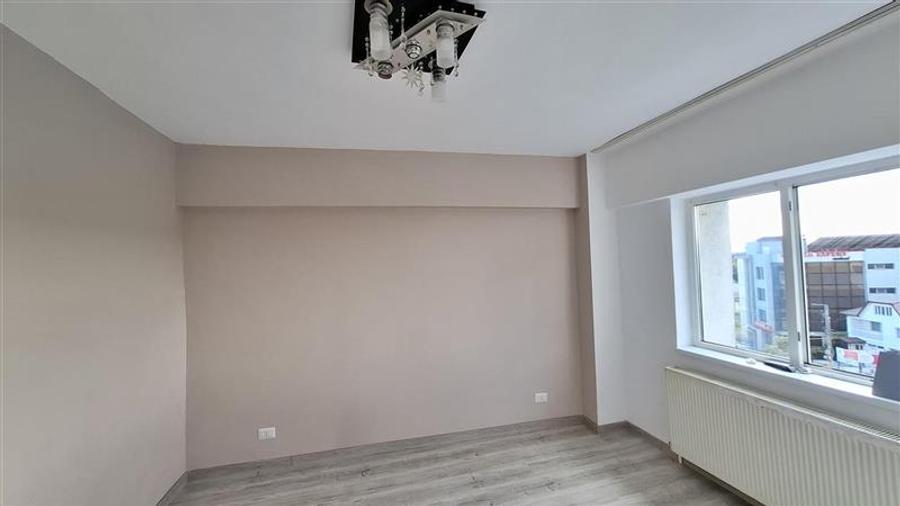 Apartament cu 2 camere decomandat, mobilat în Ultracentral