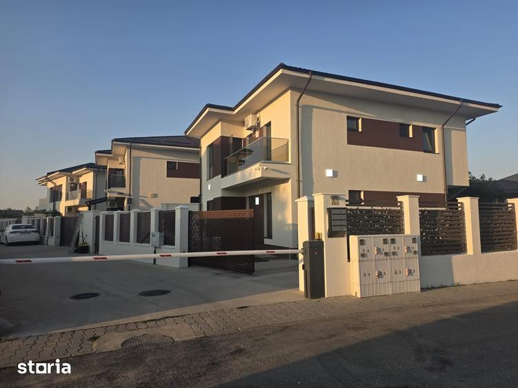 Casă cu 5 camere cu Teren 301 Mp în Nuci