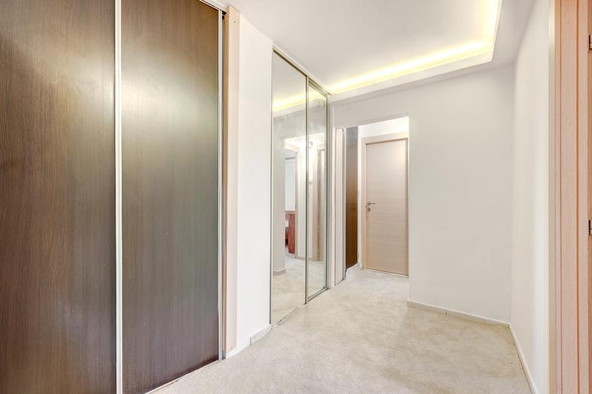 Apartament cu 2 camere decomandat în Colentina