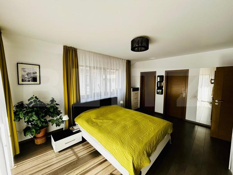 Casă individuală cu 5 camere cu Teren 237 Mp în Florești